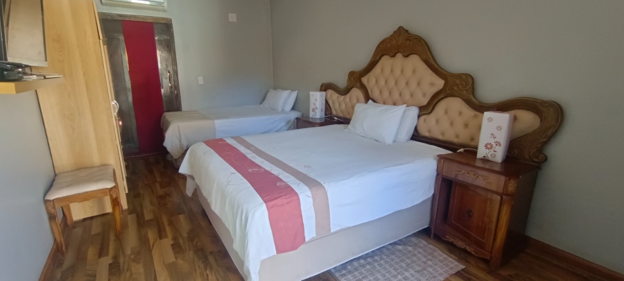 10 Bedroom Property for Sale in Kuruman Northern Cape